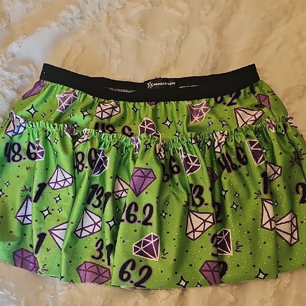 Sparkle Athletic Dopey Challenge Skirt Size M